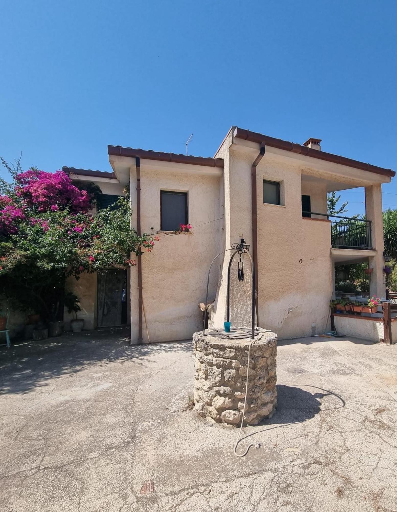La Bouganville San Cataldo  Luaran gambar
