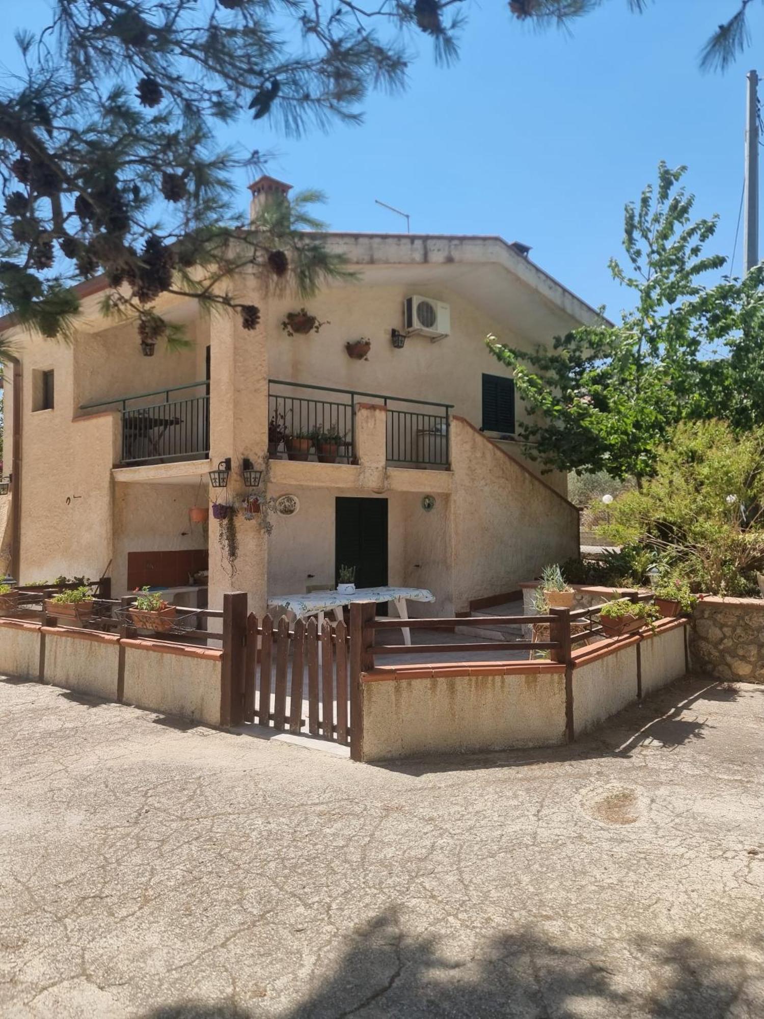 La Bouganville San Cataldo  Luaran gambar